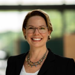 Debbie Janeczek_Headshot