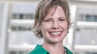 headshot-DebbieJaneczek